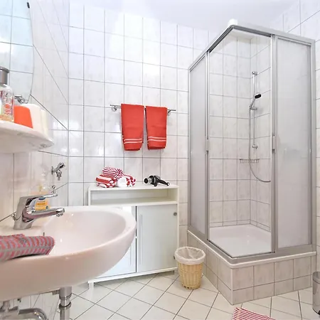 In Borstendorf Nahe Erzgebirge, Cleaning Included فيلة *